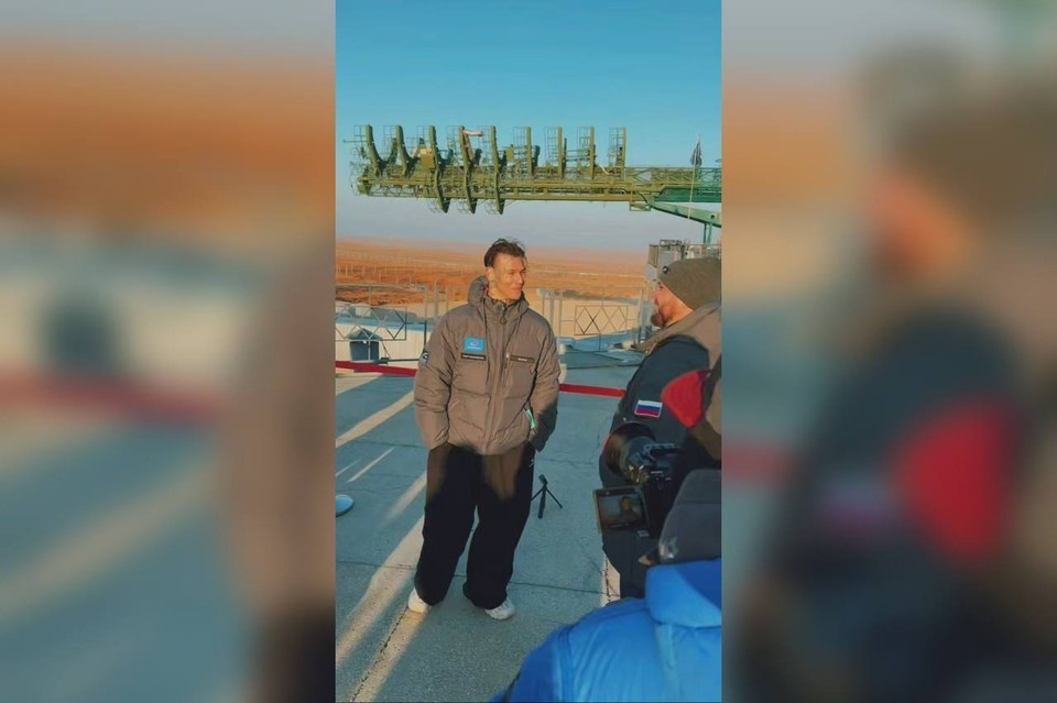    Уральский певец Niletto побывал на космодроме Байконур. Фото: Niletto