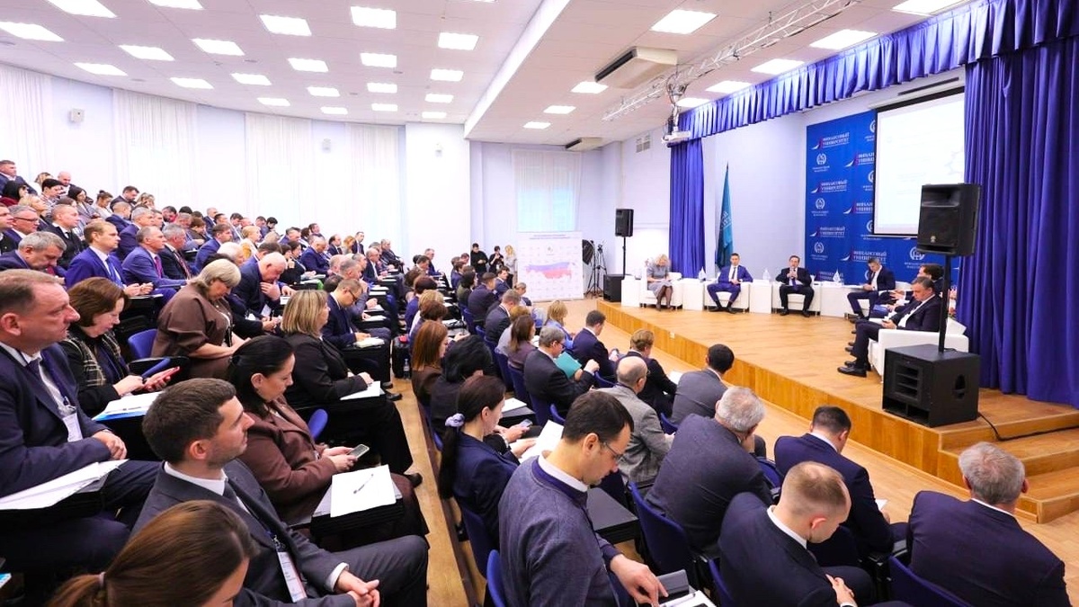    ВАРМСУ провела стратегическую сессию в рамках проекта «Муниципальный диалог»