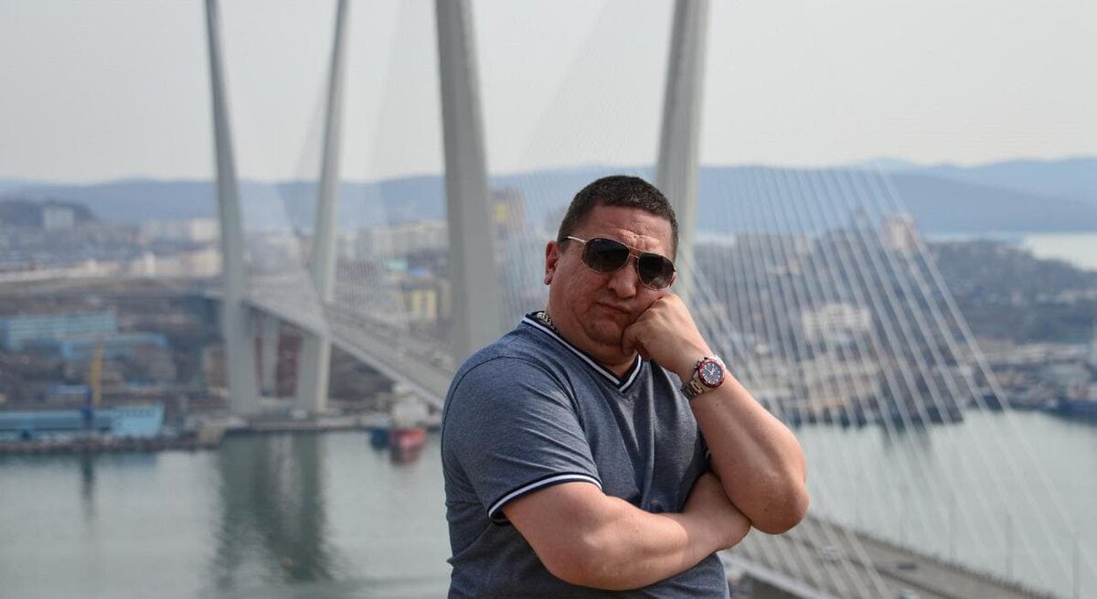 Владивосток 2013 год. После успешного запуска "Страховка Есть!" меня пригласили развивать одну из местных автосервисных сетей 