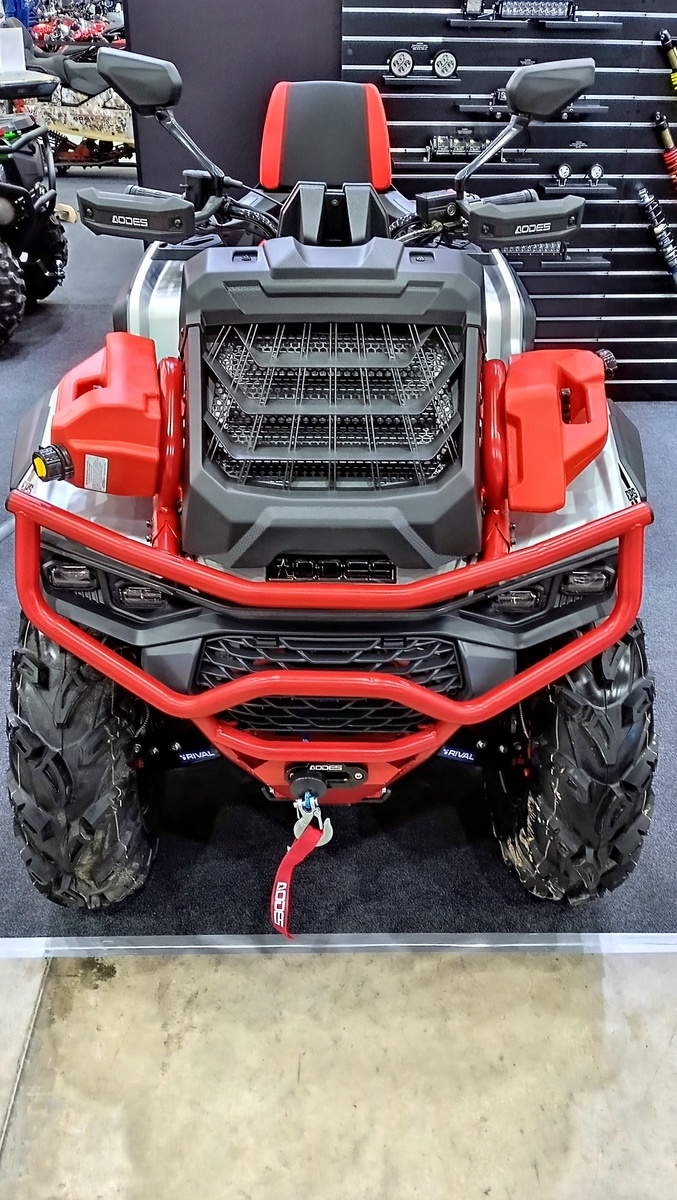 Защита рук и зеркала обновились для соответствия новому стилю Aodes 1000 Mud Pro