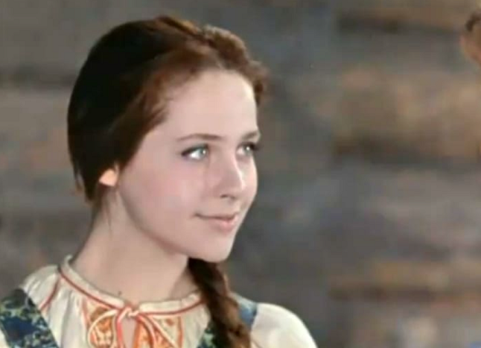 Ёла Санько в фильме "Сказы Уральских гор".