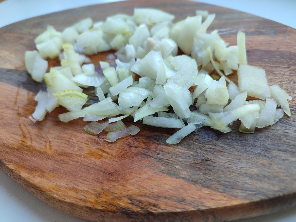 Мелко режем.