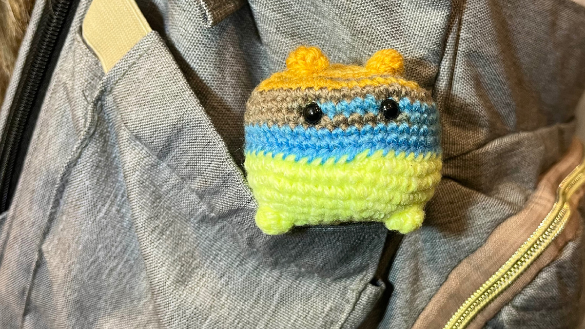 В ВК его нет, но можно спросить его в сообщениях 