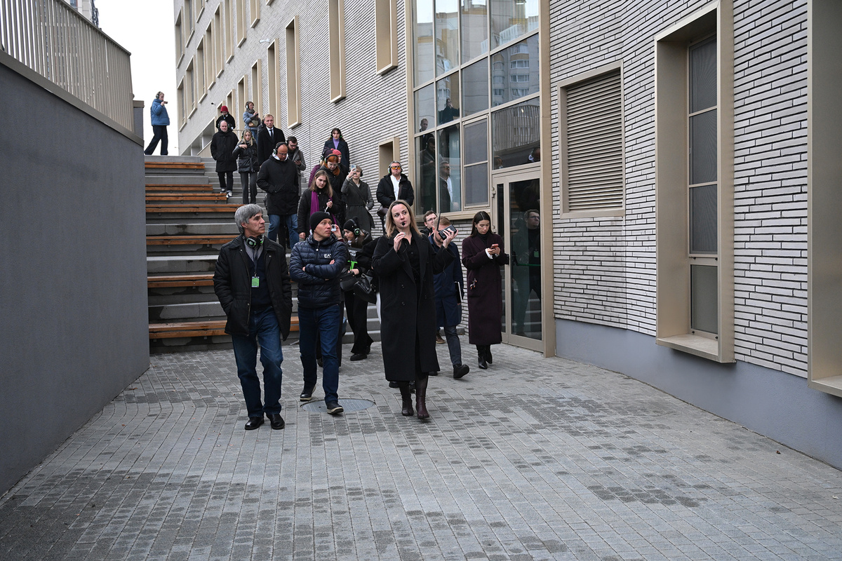 Александра Шевцова провела экскурсию для участников программы «Городские экспедиции»