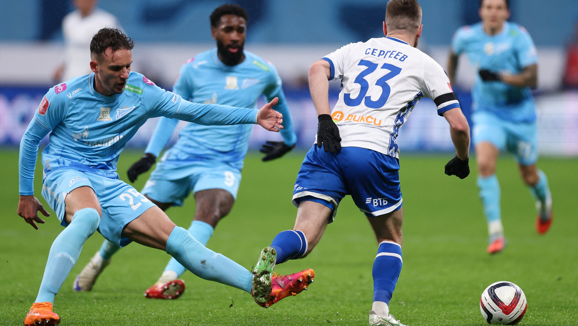 "Зенит" вышел без траурных повязок в память о Никите Симоняне. Фото из интернета.