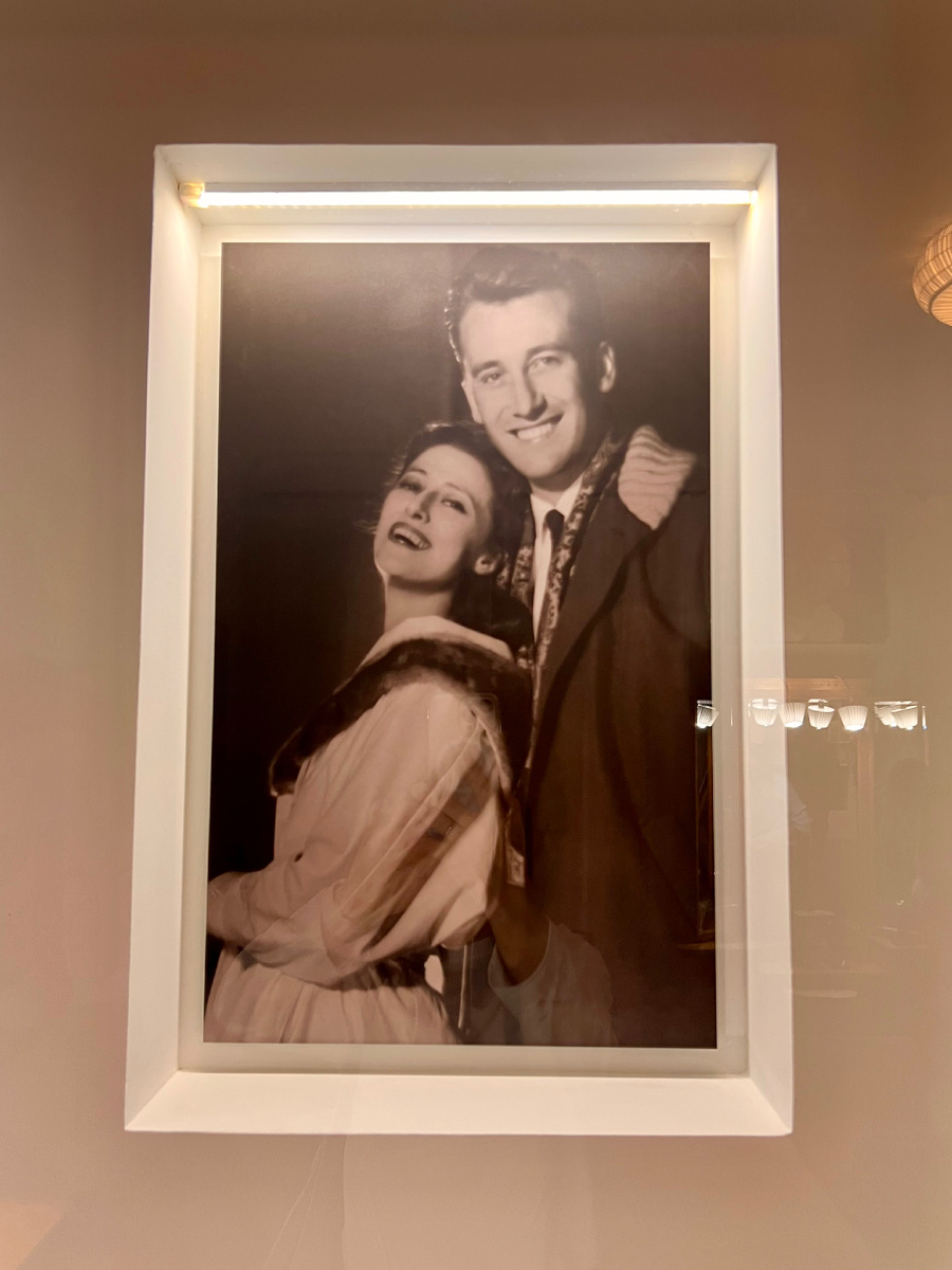 Одна из первых совместных фотографии пары