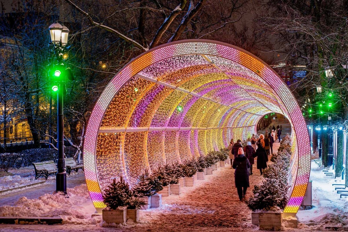     Световой тоннель. Источник: mos ru Автор фото: Пресс-служба Мэра и Правительства Москвы