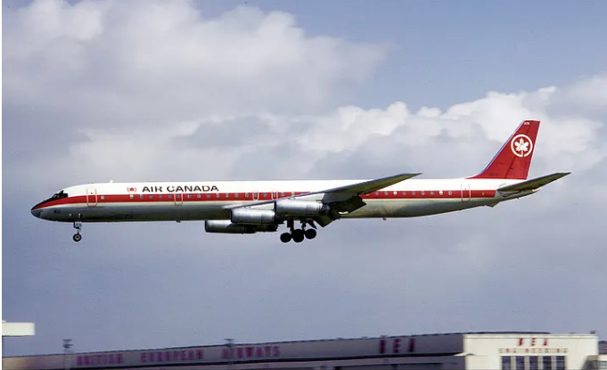 Поскольку CF-TIW находился в эксплуатации всего два месяца более 50 лет назад, не удалось найти ни одной фотографии, подтверждающей, что это именно тот самолёт, но он был бы идентичен однотипному CF-TIX, показанному выше. (Джонатан Уолтон)