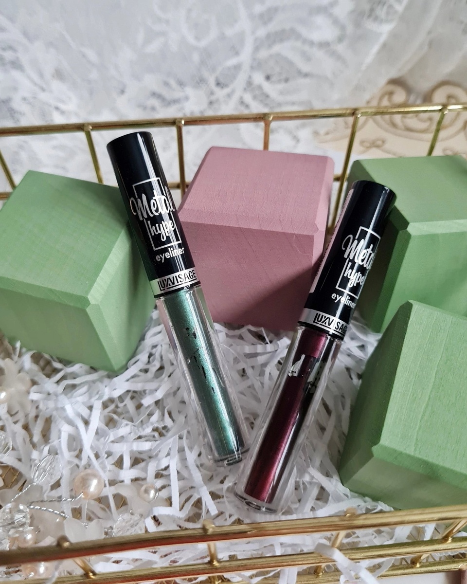 Подводка от бренда "Luxvisage" 