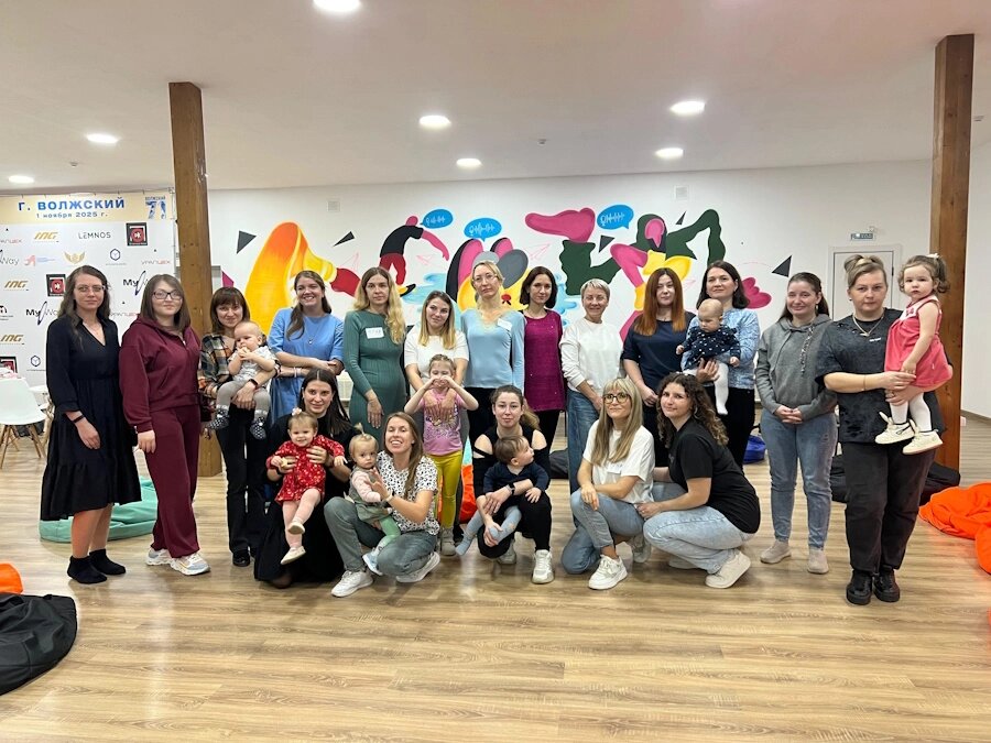    С каждым разом на встречу приходит все больше и больше мам. Фото: предоставлено героями публикации.