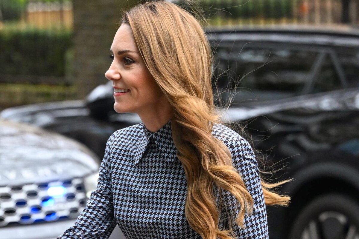    Кейт Миддлтон объяснила изменение цвета своих волос LEGION-MEDIA