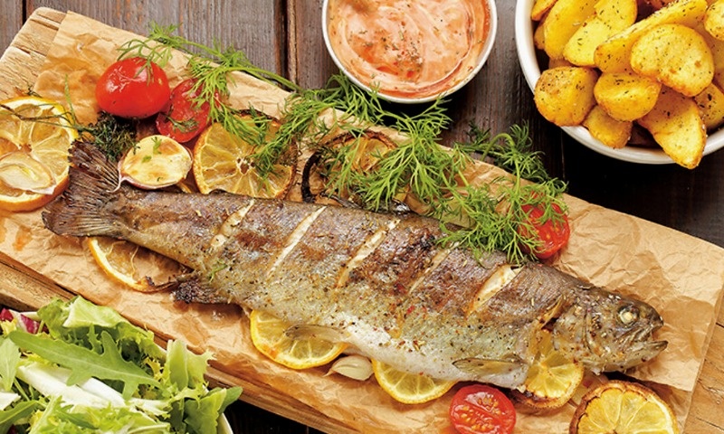 Запеченная форель в духовке