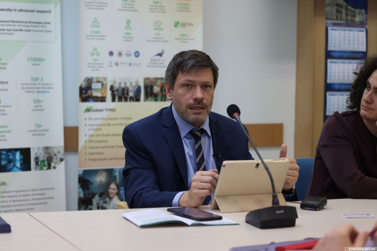 Павел Расинский (с) ИА Красная Весна