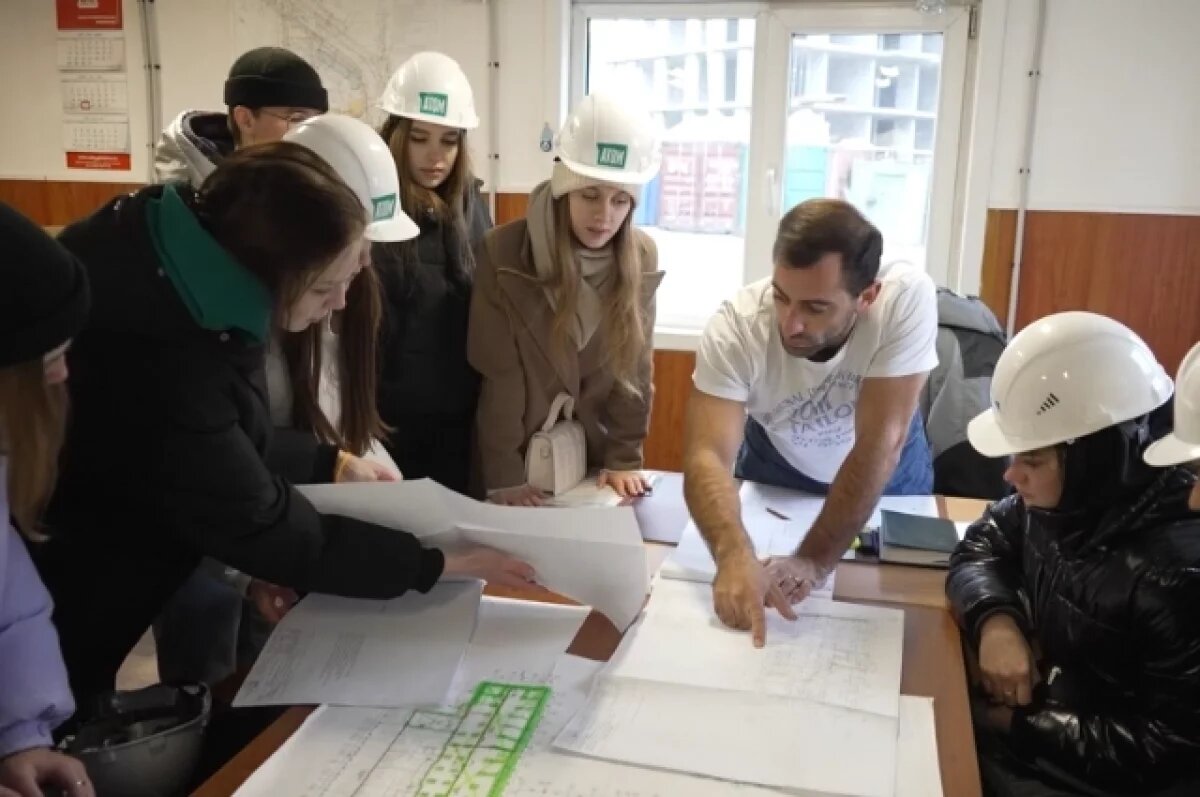   На Урале формируют систему ранней профориентации школьников в строительстве