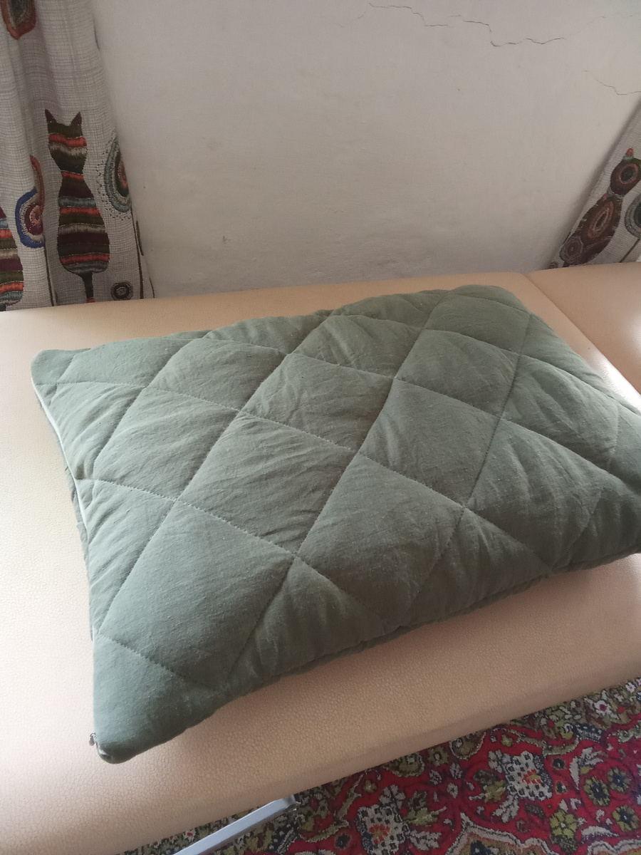 Такие классные подушки получились. Муж недавно пробовал спать на старой подушке. сказал как неудобно и шея болит. 