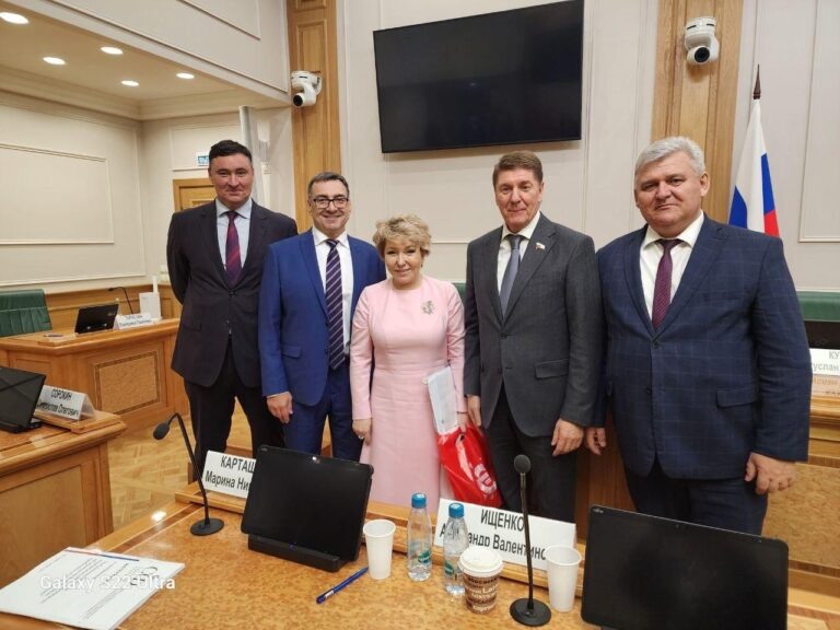    Оренбуржцы обсудили проблемы муниципального планирования в Совете Федерации Оренбуржье