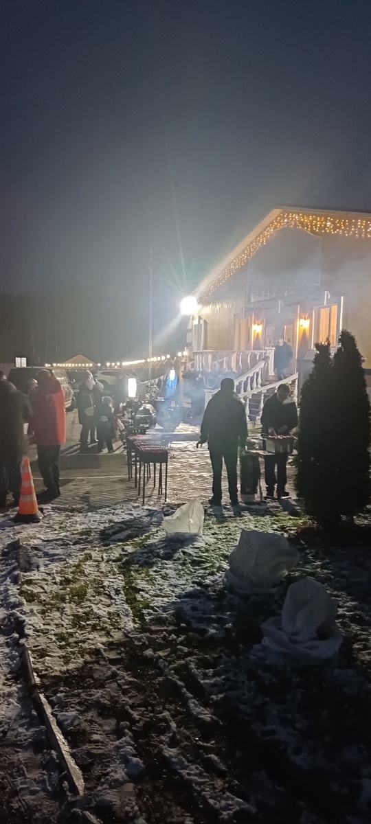 Фуршет перед ресепшеном. 