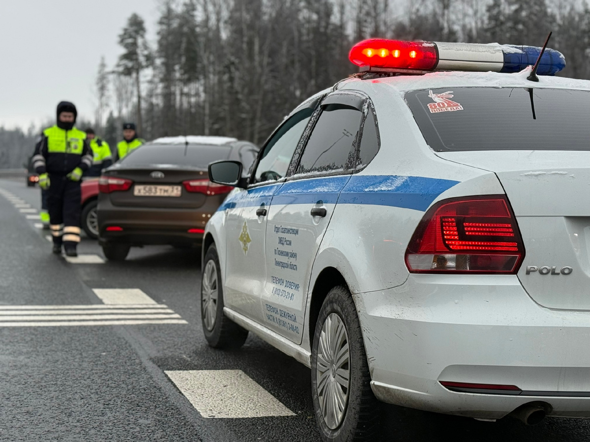 Для чего грамотные водители не берут копию постановления инспектора ГИБДД? Ответ автоюриста