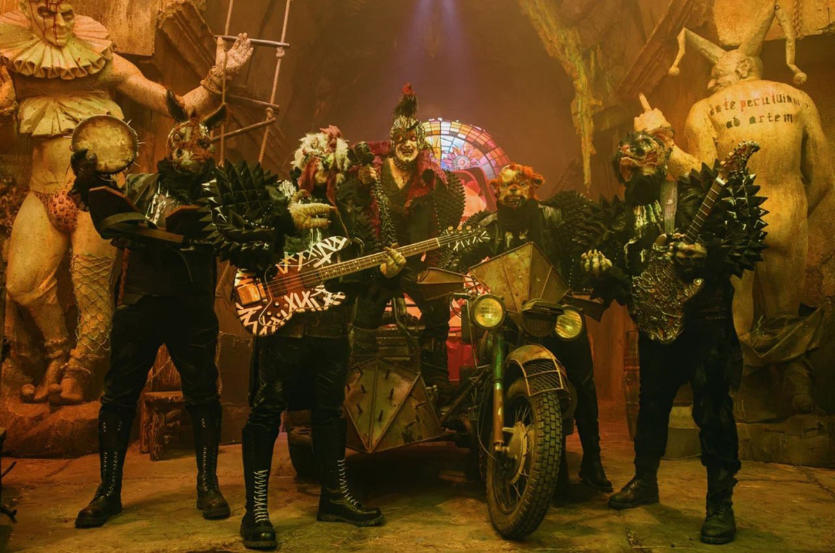 Листайте вправо, чтобы увидеть больше изображений