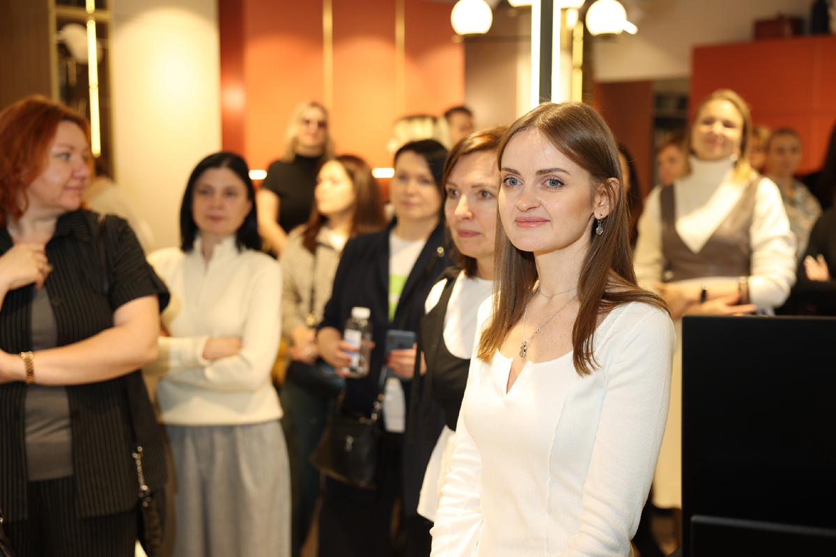 Смотрим и наблюдаем)