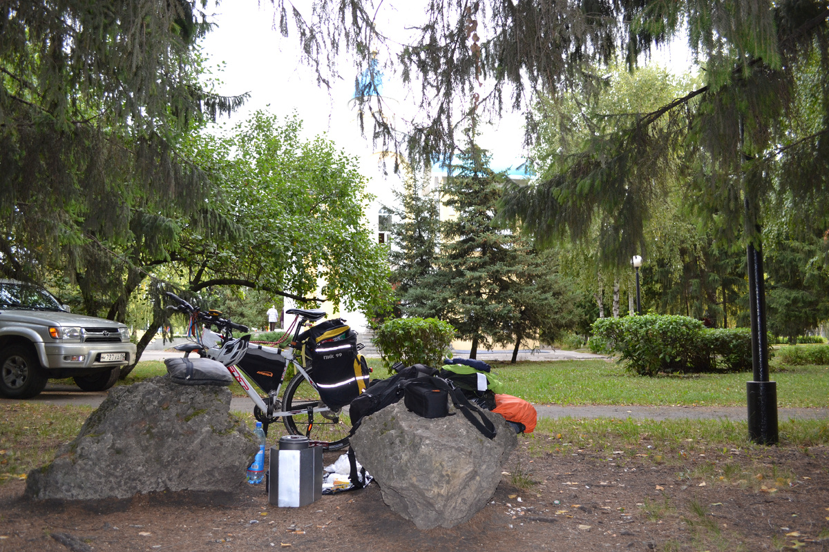 Мой завтрак в скверике