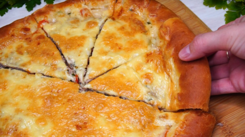 Готовлю ту же пиццу, но в 3 раза дешевле и вкуснее. Не пицца, не пирог, а нечто гениальное.