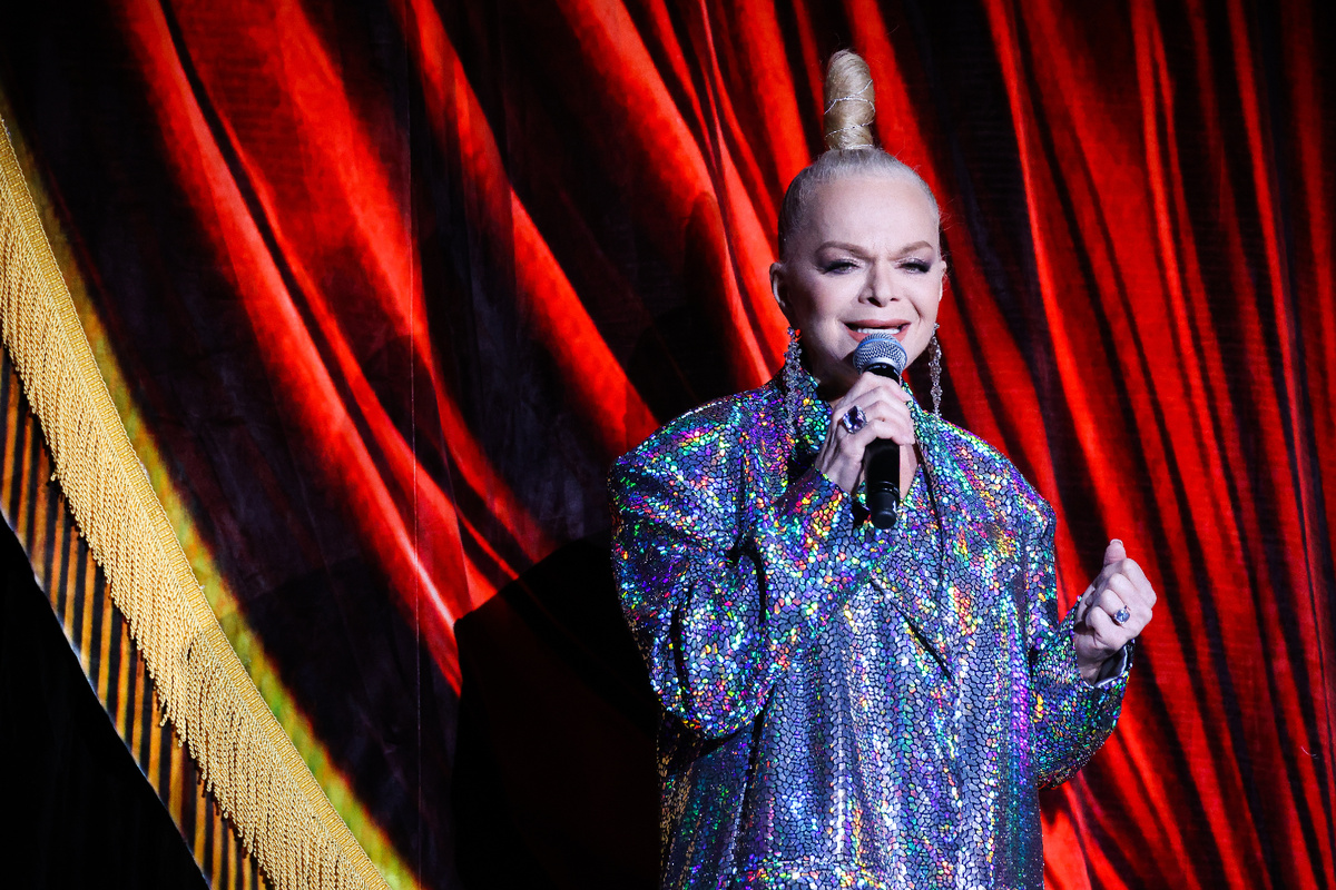 Автор фото: Сергей Карпухин / ТАСС. Певица Лариса Долина во время выступления в концертном зале "Вегас Сити Холл". 