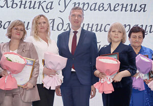 М. Дубина, Т.П. Патрикеева, А.К. Кучеренко, Я. Жигайло, А.М. Пиденко. Администратор  📷
