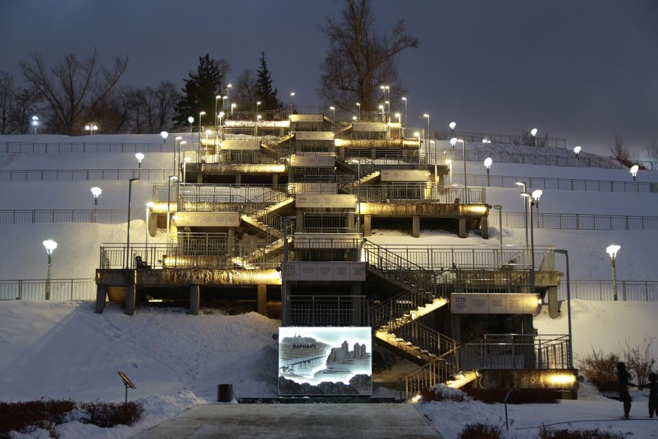    Барнаул на закате. Нагорный парк. Источник: Олег Укладов