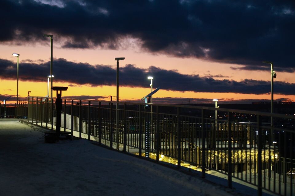    Барнаул на закате. Нагорный парк. Источник: Олег Укладов