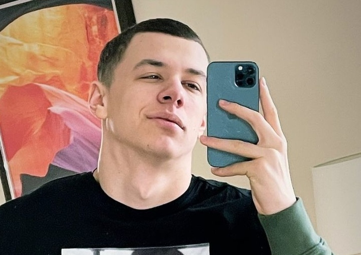    Социальные сети