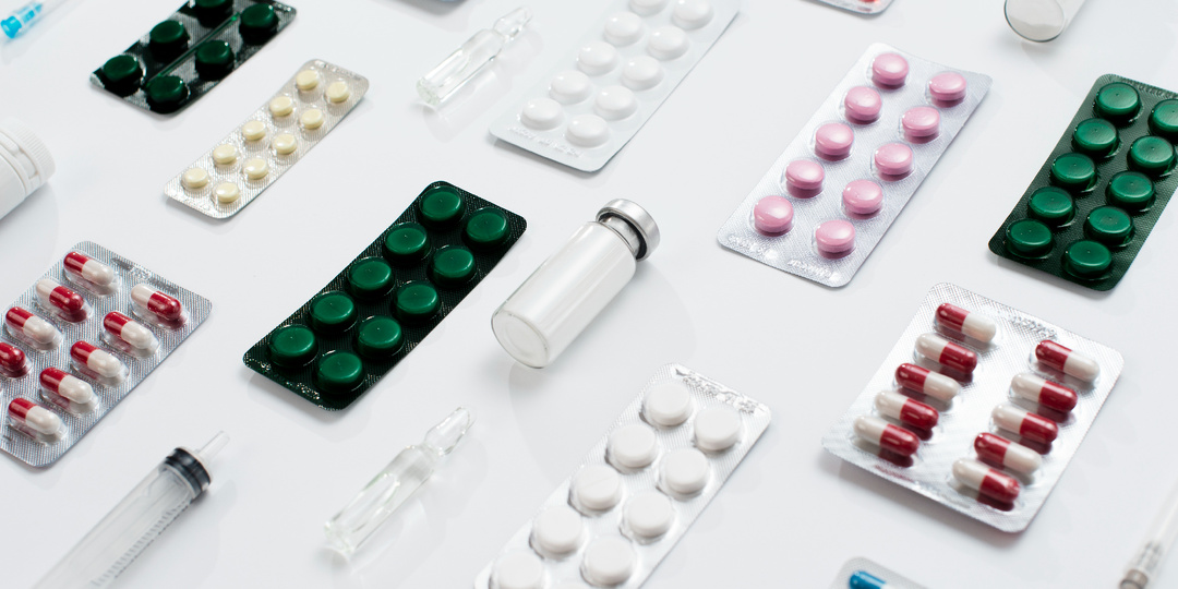 Как лекарства влияют на протезирование?