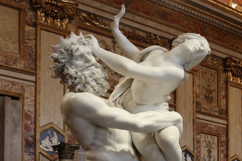    Фото © Wikipedia / Sailko / Скульптура «Похищение Прозерпины»