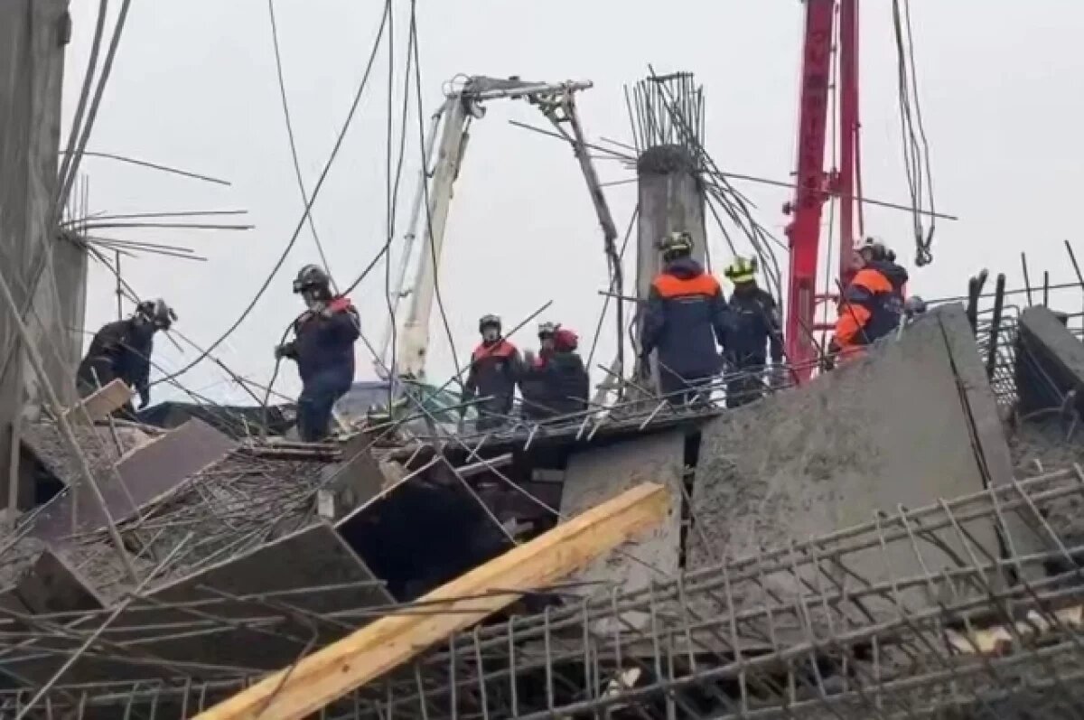    Еще одного погибшего извлекли из-под завалов в Южно-Сахалинске