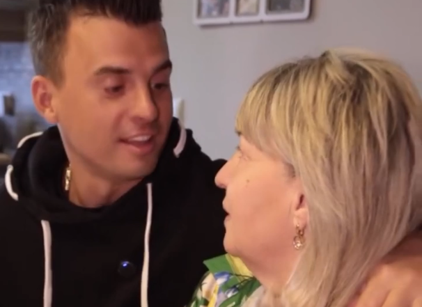 Кирилл Туриченко с мамой