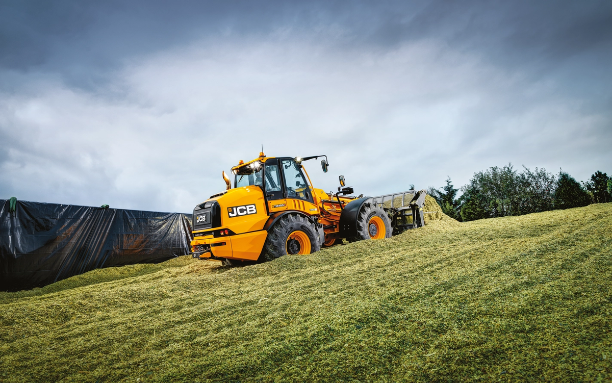 Фото с официального сайта https://www.jcb.com/nl-NL/products/machines/telescopische-wielladers/tm420s-agri/