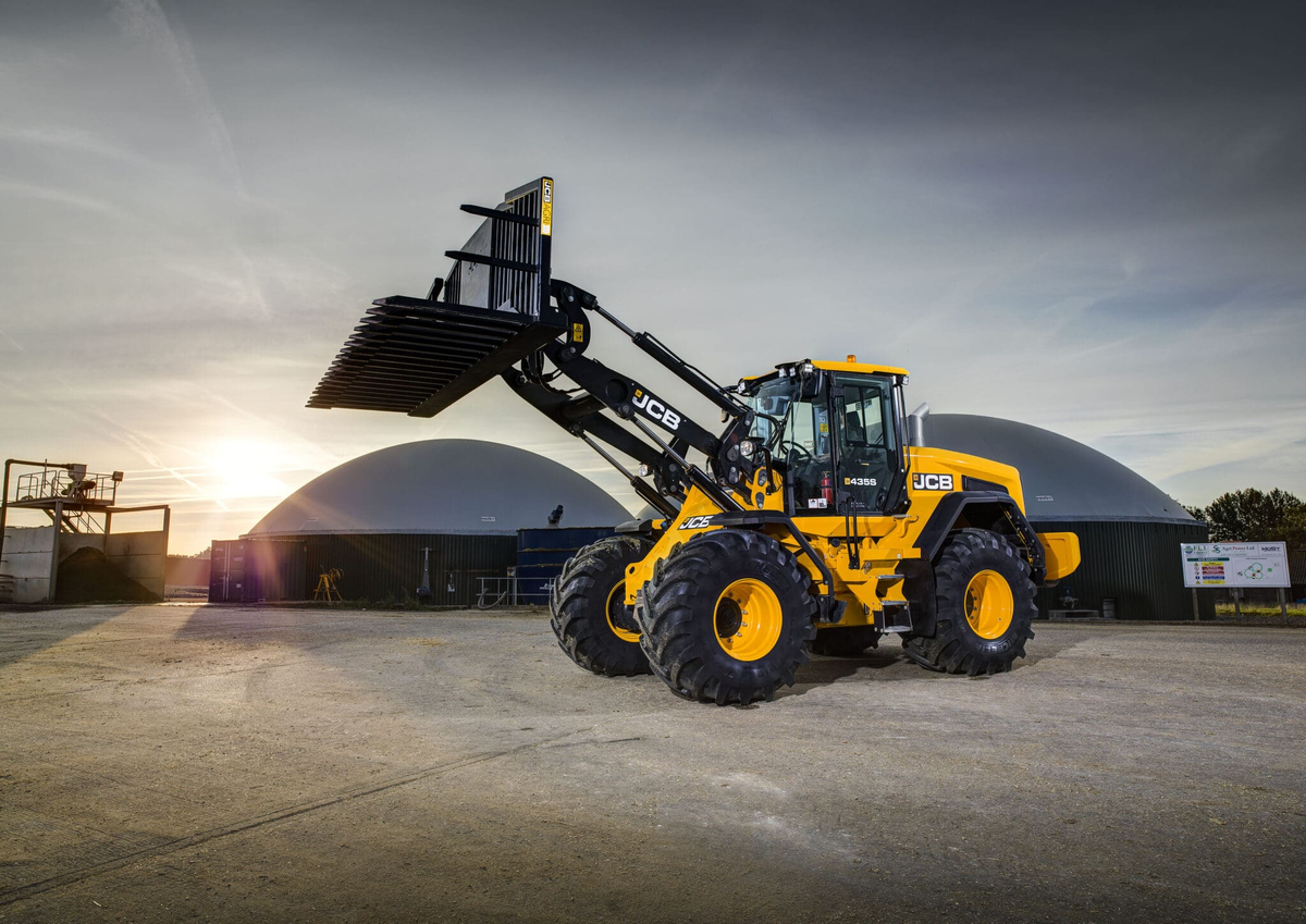 Фото с сайта https://dalukt.nl/nieuwe-machines/agri-shovels/jcb-435s/