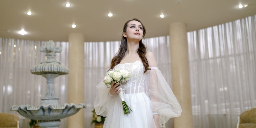 Свадебная фотосессия Карины и Глеба в Железнодорожном ЗАГСе от фотографа Сергея Т