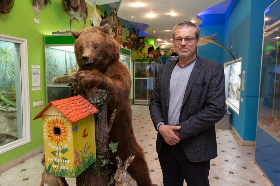    Зоолог-таксидермист Александр Стрюков. Фото: Михаил ГЛАДЧУК\«Крымская газета».