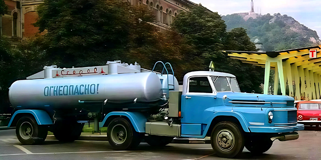 Когда своих не хватало: какие 20 иномарок покупал СССР для строек коммунизма