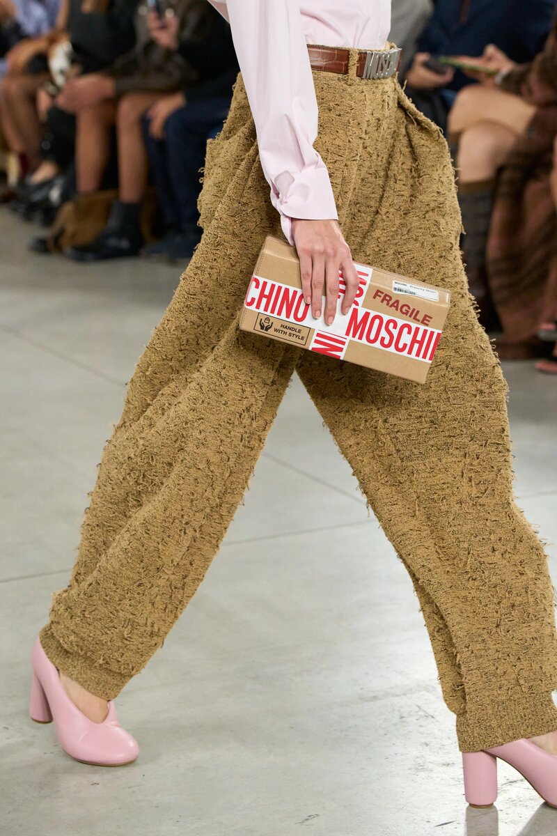 Moschino Spring 2026 Ready-To-Wear