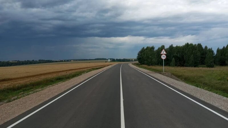     Отремонтировали участок трассы к популярному горнолыжному курорту на Алтае. Минтранспорта Алтайского края