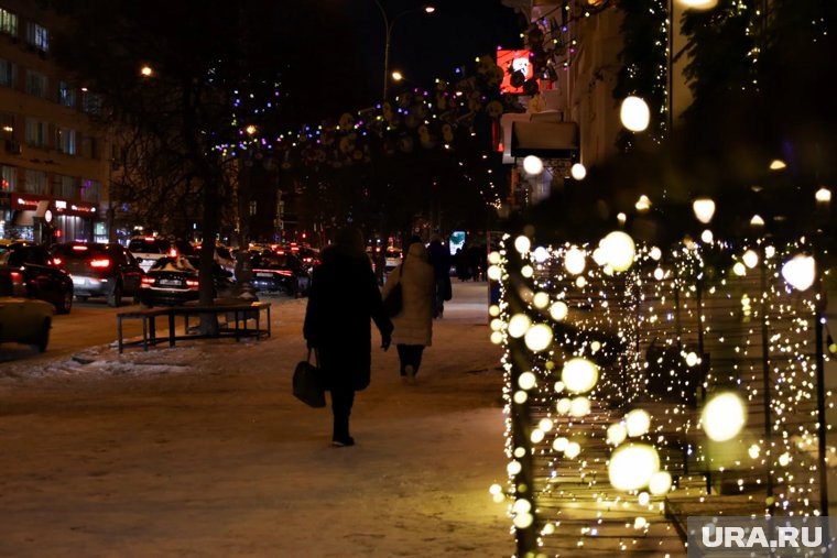     В этом месяце россияне, которые работают на пятидневке, будут трудиться 22 дня и отдыхать девять дней