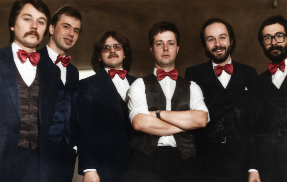 «Аэробус»: Игорь Шабловский, Игорь Кларк, Сергей Шмелёв (клавишные), Виктор Варвалюк, Алик Микоян, Евгений Маргулис.