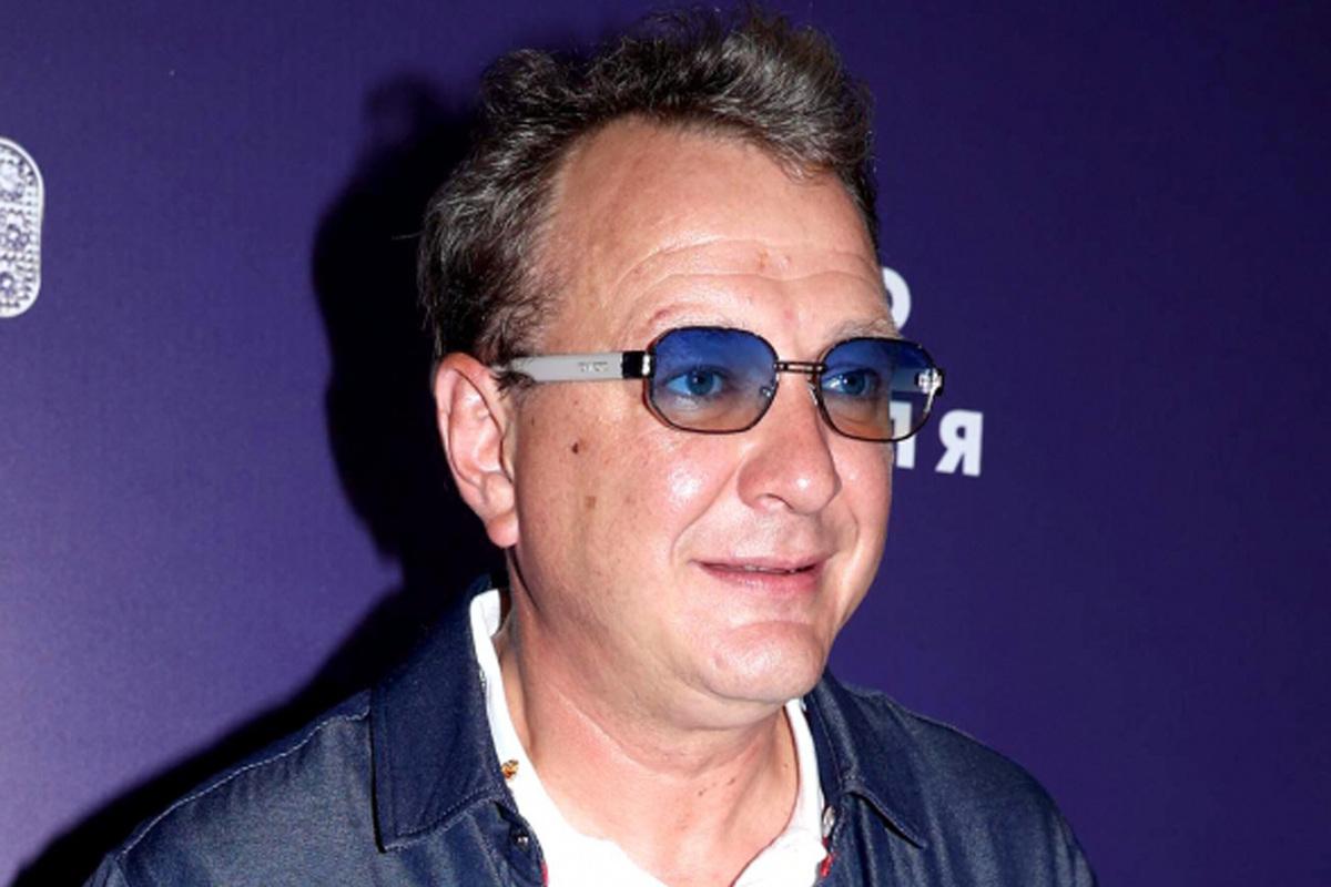     Бывшая жена Марата Башарова через суд выбила у него алименты на содержание 9-летнего сына