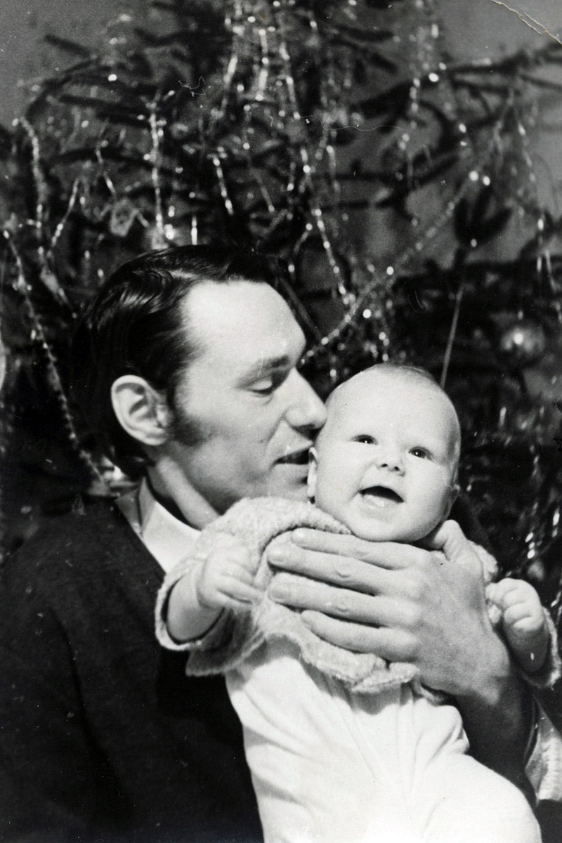 Первая жена подарила писателю дочь Эльгу / Фото из открытых источников