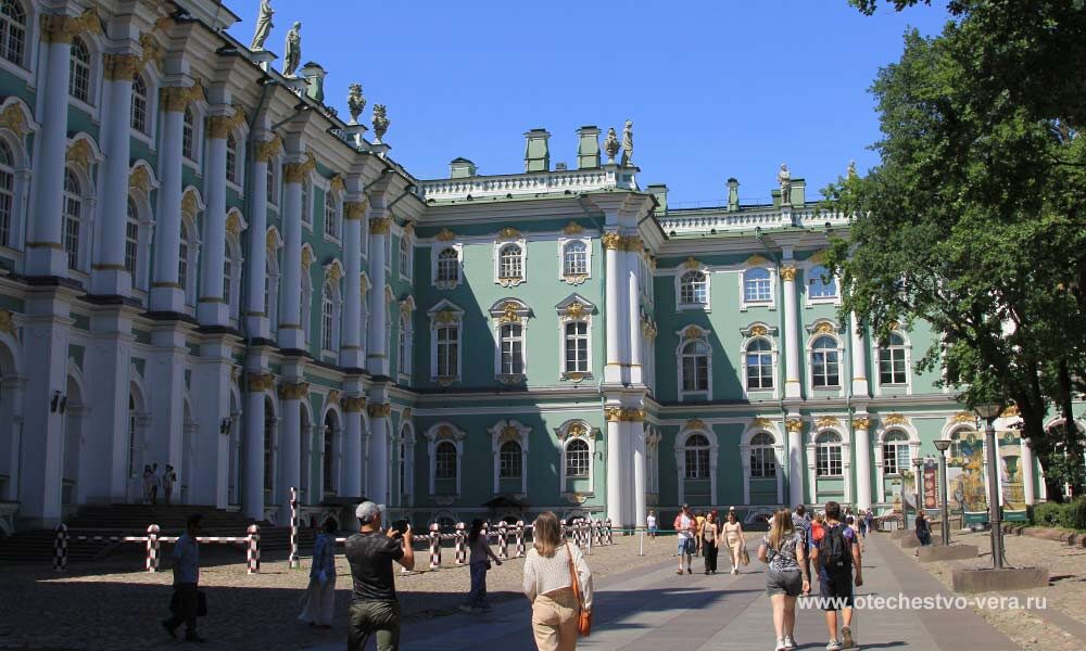 Внутренний двор. Фото: Игорь Мартынов / Сетевое издание «Отечество и вера».