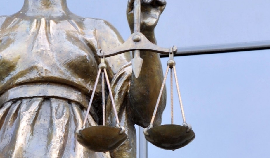 Что говорят юристы о процессе против СПбГУП и Запесоцкого