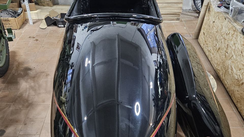 Приехала покрашеная коляска для мотоцикла Pannonia