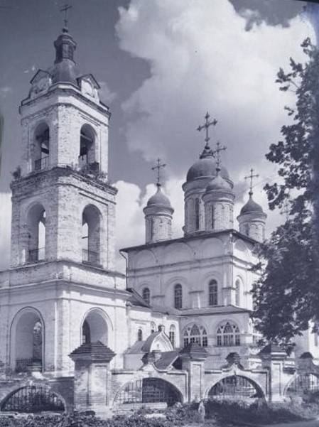 Большие Вяземы, Преображенский храм и колокольня, фото 40-х годов ХХ в.